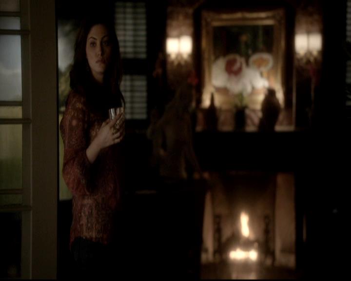 VampireDiariesWorld-dot-org_4x16BringItOn1506.jpg