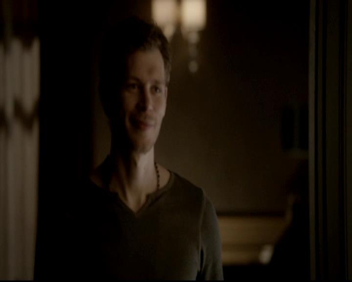 VampireDiariesWorld-dot-org_4x16BringItOn1512.jpg