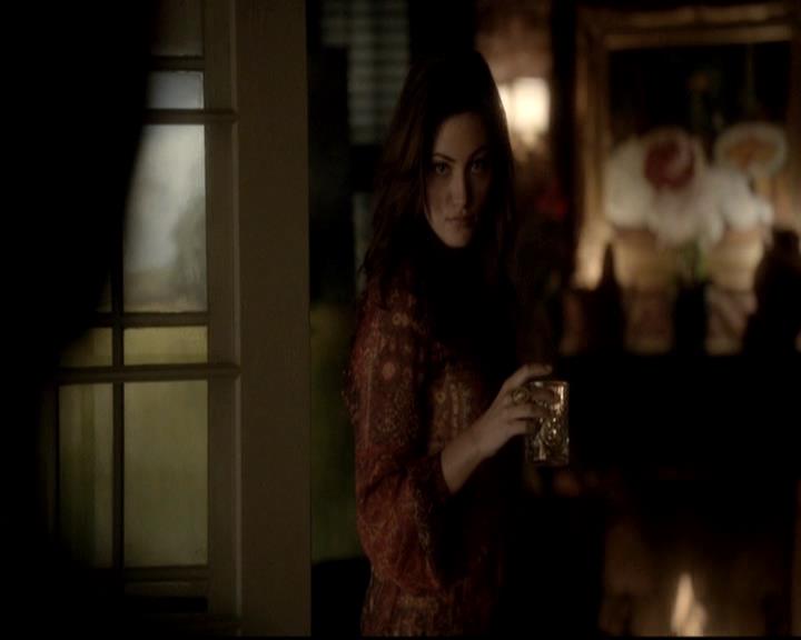 VampireDiariesWorld-dot-org_4x16BringItOn1513.jpg