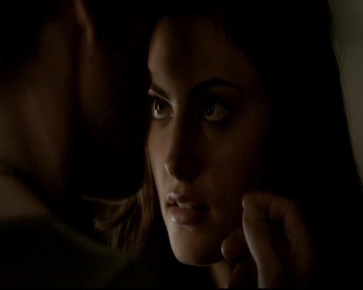 VampireDiariesWorld-dot-org_4x16BringItOn1588.jpg