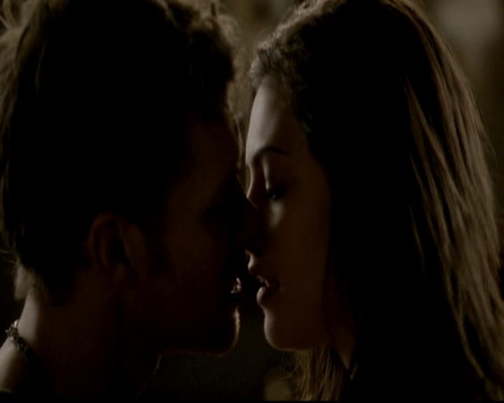 VampireDiariesWorld-dot-org_4x16BringItOn1600.jpg