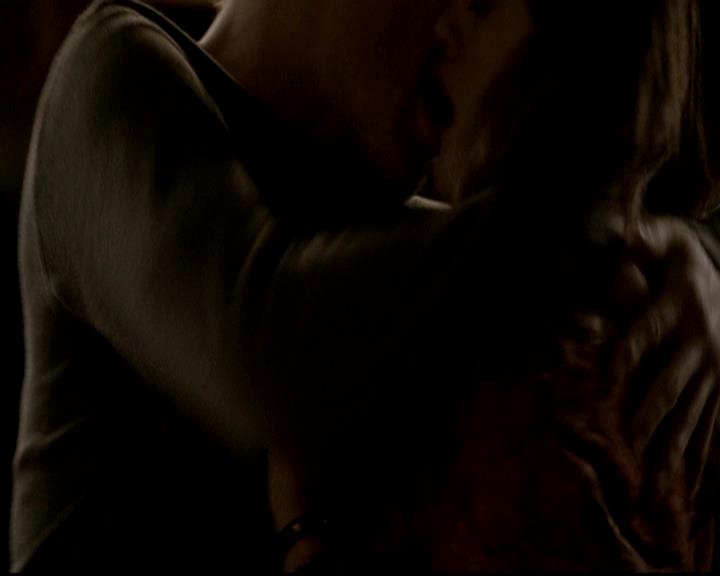 VampireDiariesWorld-dot-org_4x16BringItOn1607.jpg