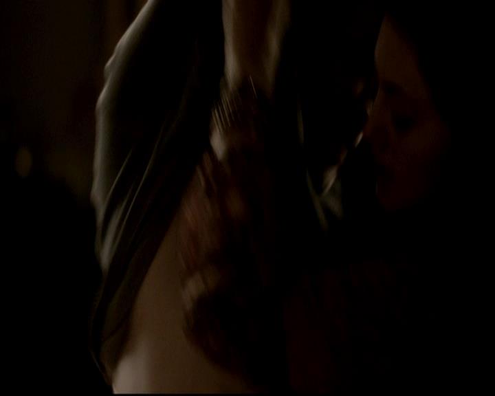 VampireDiariesWorld-dot-org_4x16BringItOn1608.jpg