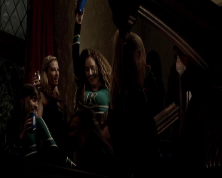 VampireDiariesWorld-dot-org_4x16BringItOn1782.jpg