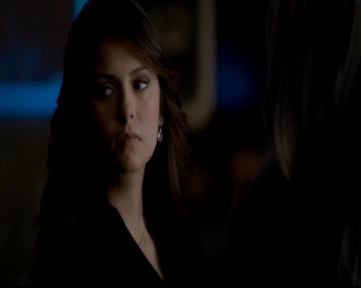 VampireDiariesWorld-dot-org_4x17BecauseTheNight0629.jpg