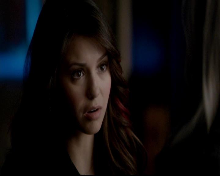 VampireDiariesWorld-dot-org_4x17BecauseTheNight0640.jpg