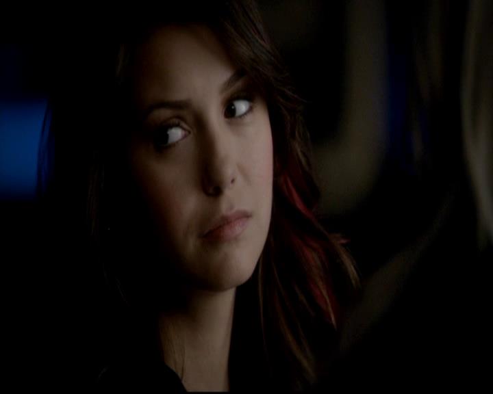 VampireDiariesWorld-dot-org_4x17BecauseTheNight0648.jpg