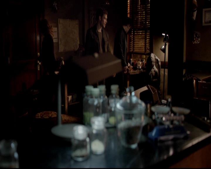 VampireDiariesWorld-dot-org_4x17BecauseTheNight0658.jpg