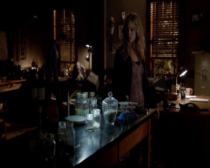 VampireDiariesWorld-dot-org_4x17BecauseTheNight0665.jpg