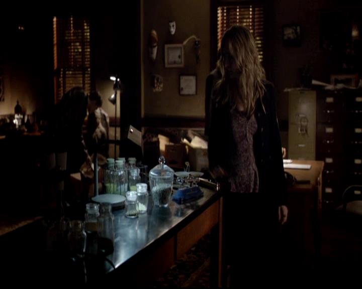 VampireDiariesWorld-dot-org_4x17BecauseTheNight0666.jpg