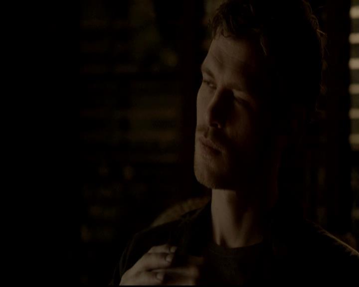 VampireDiariesWorld-dot-org_4x17BecauseTheNight0735.jpg