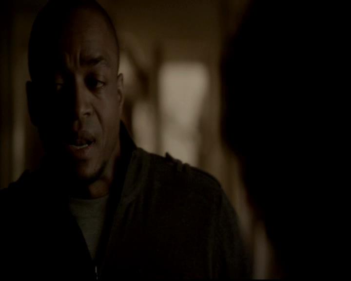 VampireDiariesWorld-dot-org_4x17BecauseTheNight0803.jpg