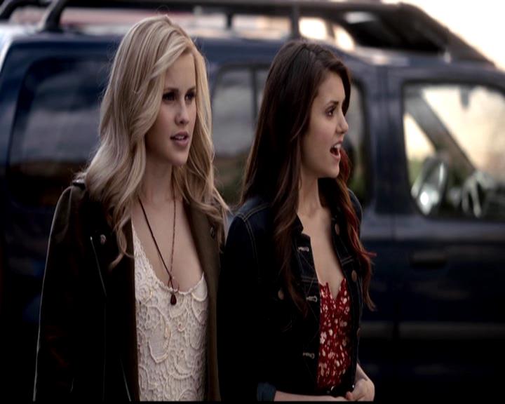 VampireDiariesWorld-dot-org_4x18AmericanGothic0326.jpg