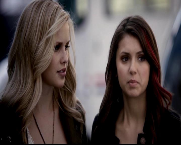 VampireDiariesWorld-dot-org_4x18AmericanGothic0328.jpg