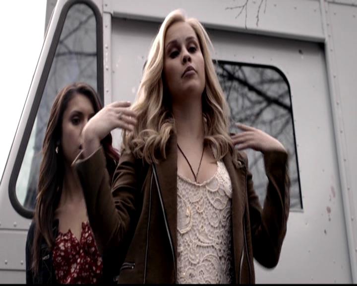 VampireDiariesWorld-dot-org_4x18AmericanGothic0353.jpg