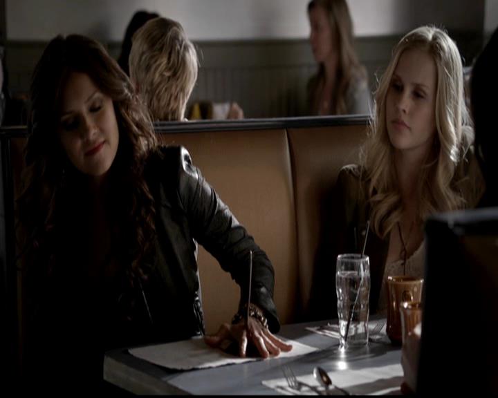 VampireDiariesWorld-dot-org_4x18AmericanGothic0392.jpg