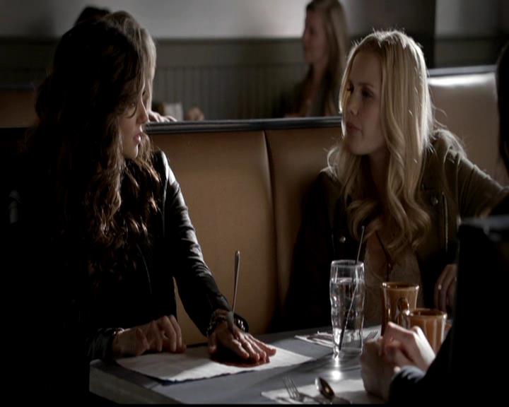 VampireDiariesWorld-dot-org_4x18AmericanGothic0430.jpg