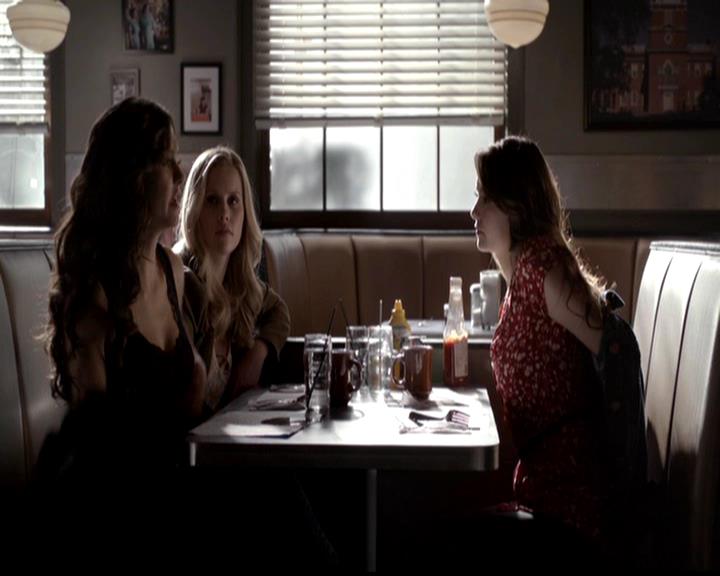 VampireDiariesWorld-dot-org_4x18AmericanGothic0704.jpg