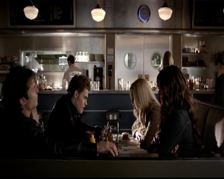 VampireDiariesWorld-dot-org_4x18AmericanGothic0925.jpg