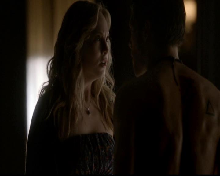 VampireDiariesWorld-dot-org_4x18AmericanGothic1430.jpg