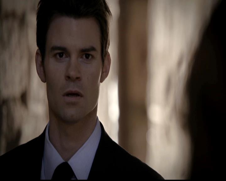 VampireDiariesWorld-dot-org_4x18AmericanGothic1606.jpg