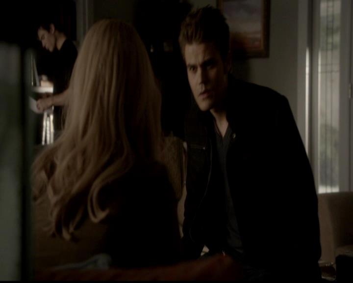 VampireDiariesWorld-dot-org_4x18AmericanGothic1616.jpg