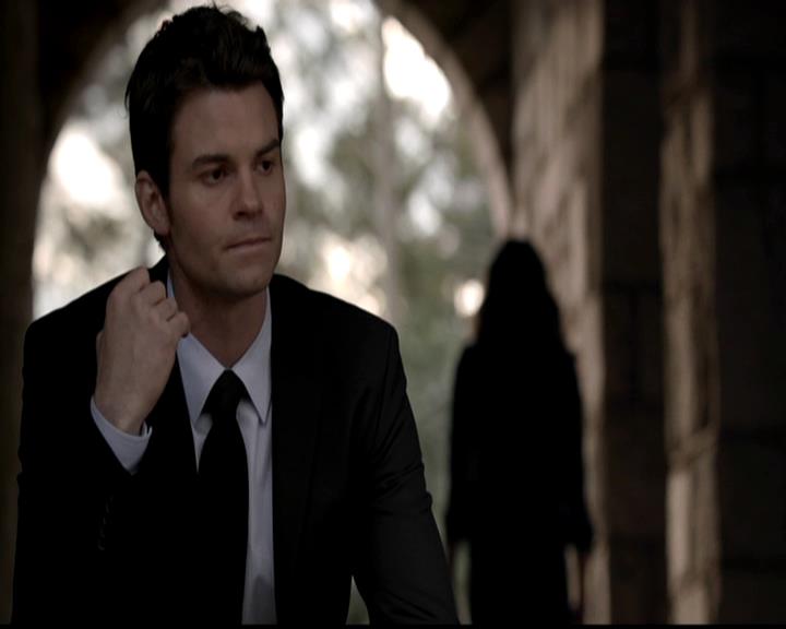 VampireDiariesWorld-dot-org_4x18AmericanGothic1675.jpg