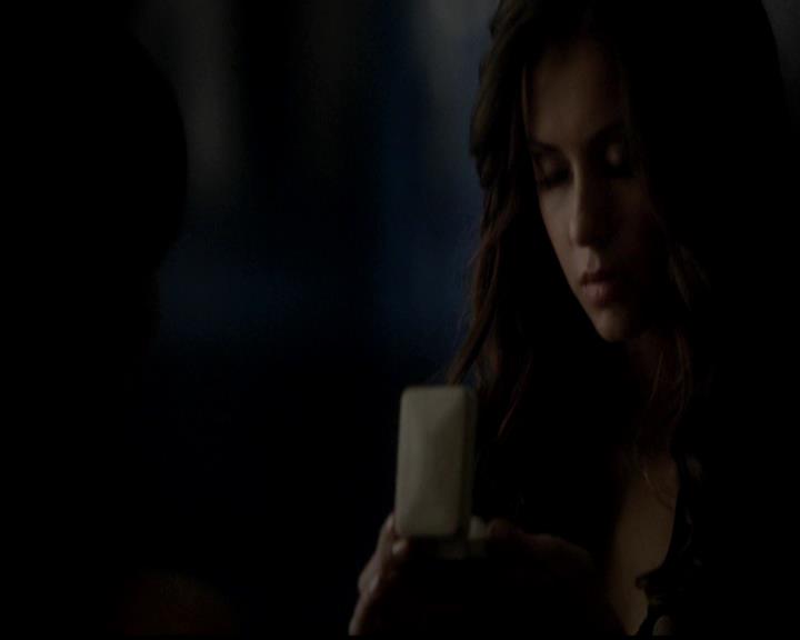 VampireDiariesWorld-dot-org_4x18AmericanGothic1795.jpg