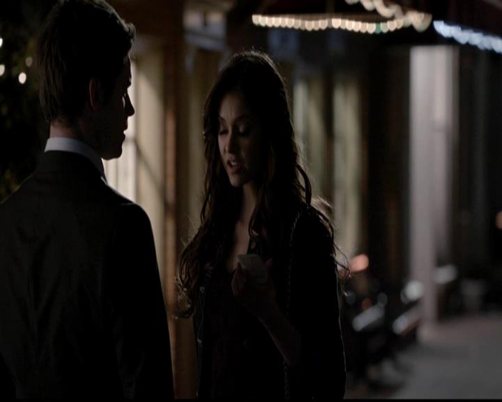 VampireDiariesWorld-dot-org_4x18AmericanGothic1856.jpg