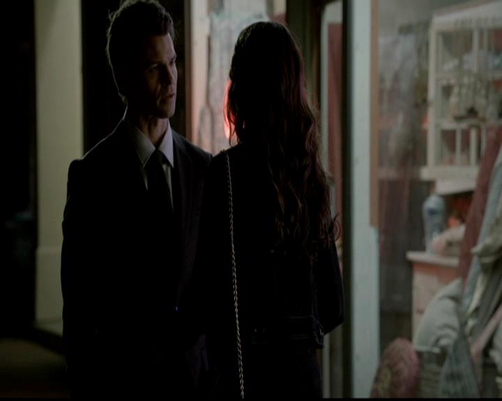 VampireDiariesWorld-dot-org_4x18AmericanGothic1872.jpg