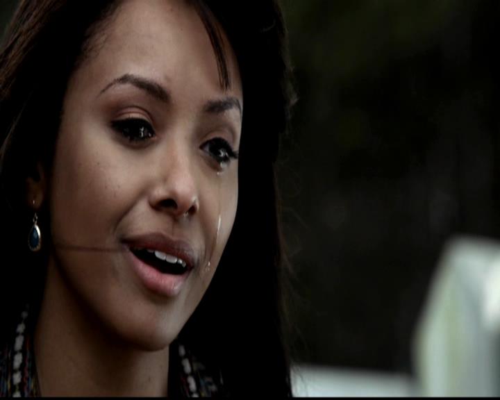 VampireDiariesWorld-dot-org_4x19PicturesOfYou0050.jpg