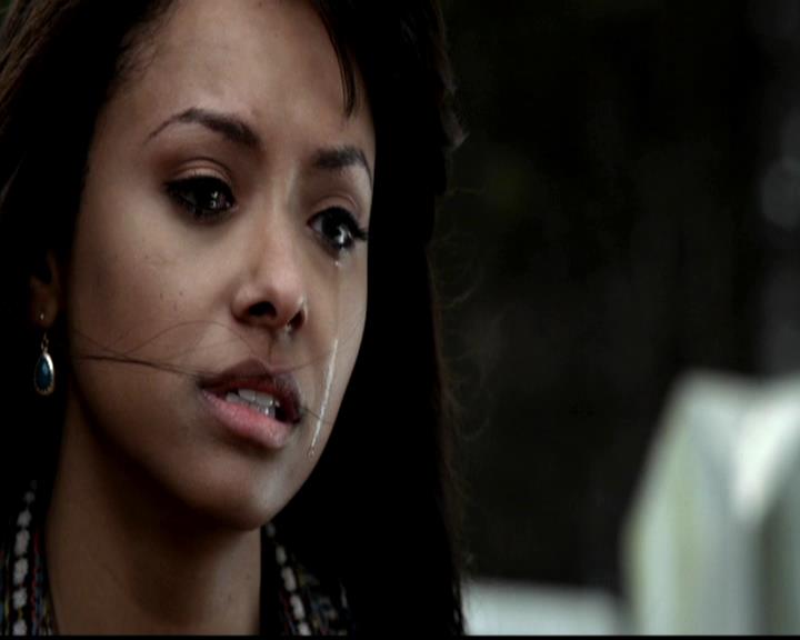 VampireDiariesWorld-dot-org_4x19PicturesOfYou0051.jpg