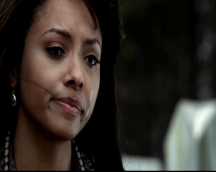 VampireDiariesWorld-dot-org_4x19PicturesOfYou0052.jpg