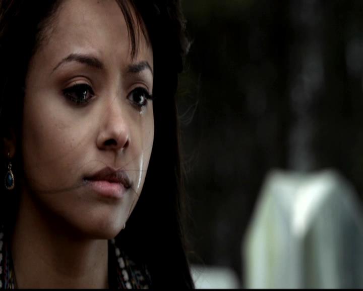 VampireDiariesWorld-dot-org_4x19PicturesOfYou0054.jpg