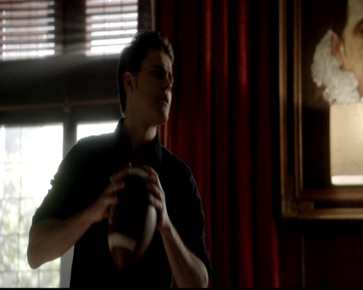 VampireDiariesWorld-dot-org_4x19PicturesOfYou0090.jpg