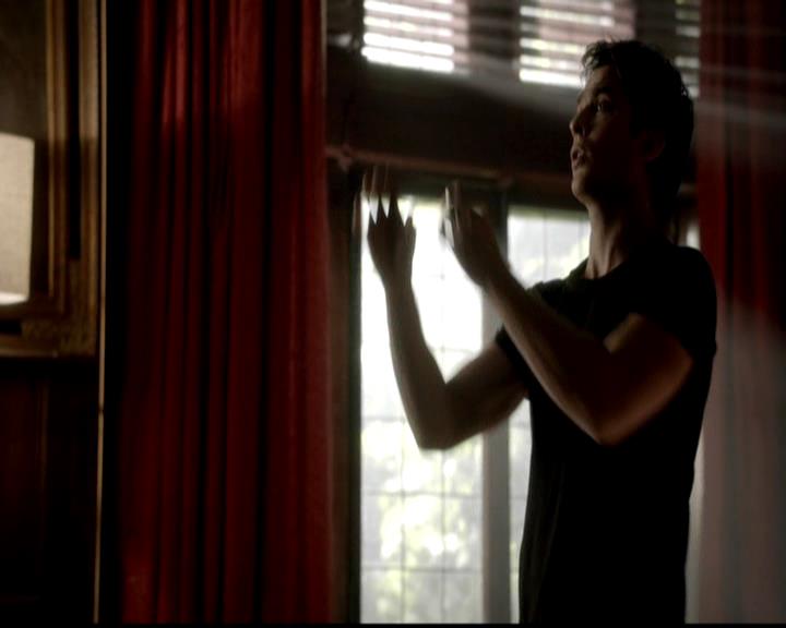 VampireDiariesWorld-dot-org_4x19PicturesOfYou0091.jpg