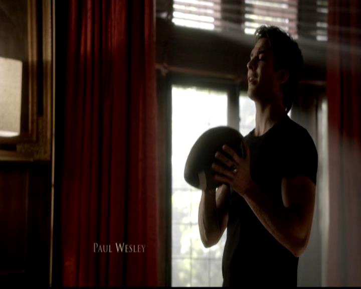 VampireDiariesWorld-dot-org_4x19PicturesOfYou0092.jpg