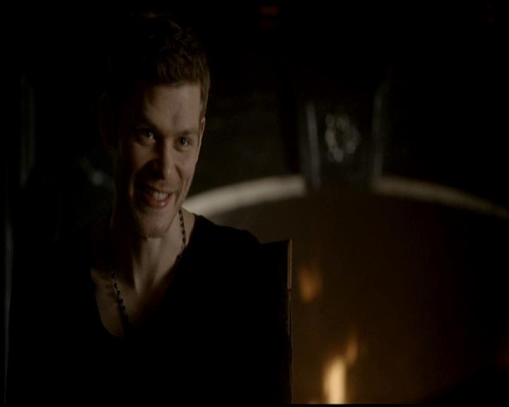 VampireDiariesWorld-dot-org_4x19PicturesOfYou0167.jpg