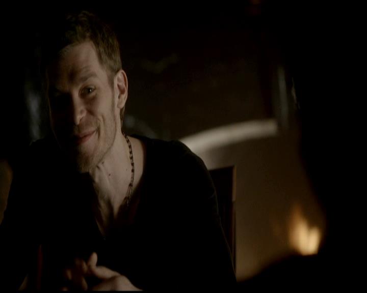 VampireDiariesWorld-dot-org_4x19PicturesOfYou0192.jpg