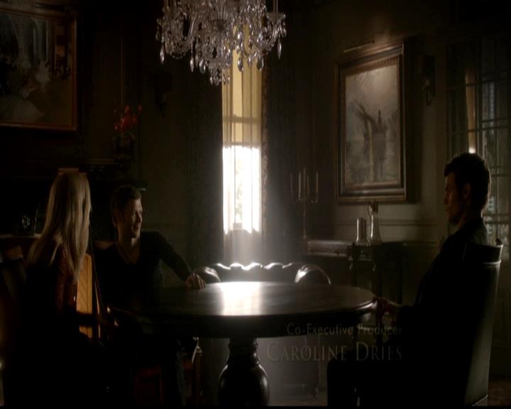 VampireDiariesWorld-dot-org_4x19PicturesOfYou0200.jpg