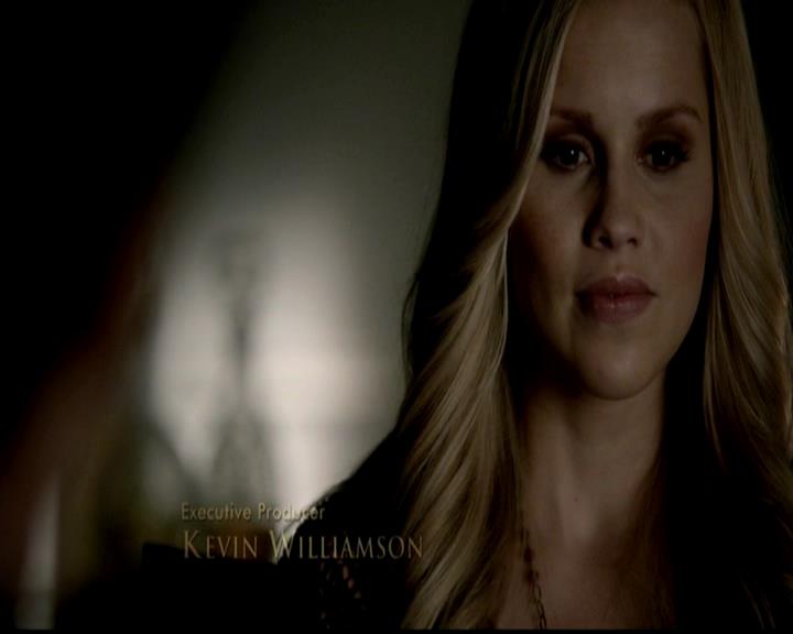 VampireDiariesWorld-dot-org_4x19PicturesOfYou0219.jpg