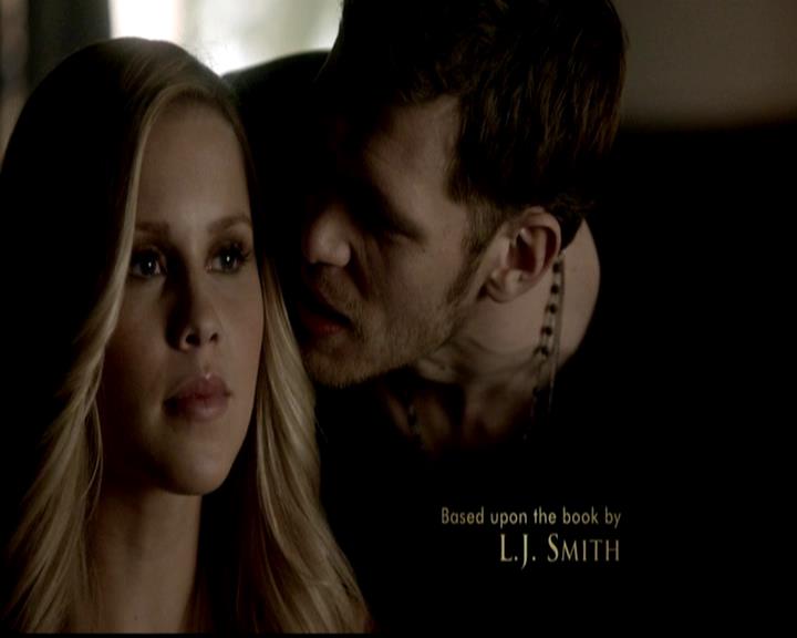 VampireDiariesWorld-dot-org_4x19PicturesOfYou0230.jpg