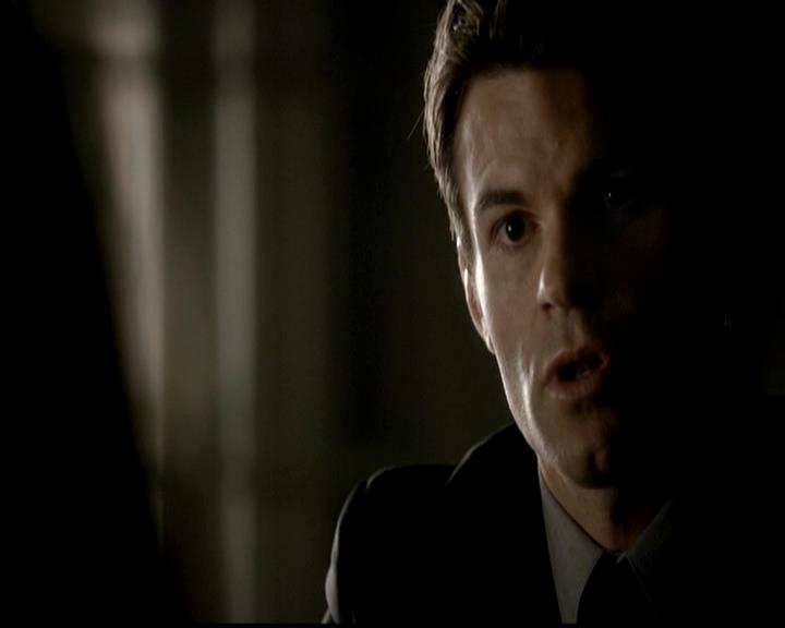 VampireDiariesWorld-dot-org_4x19PicturesOfYou0252.jpg