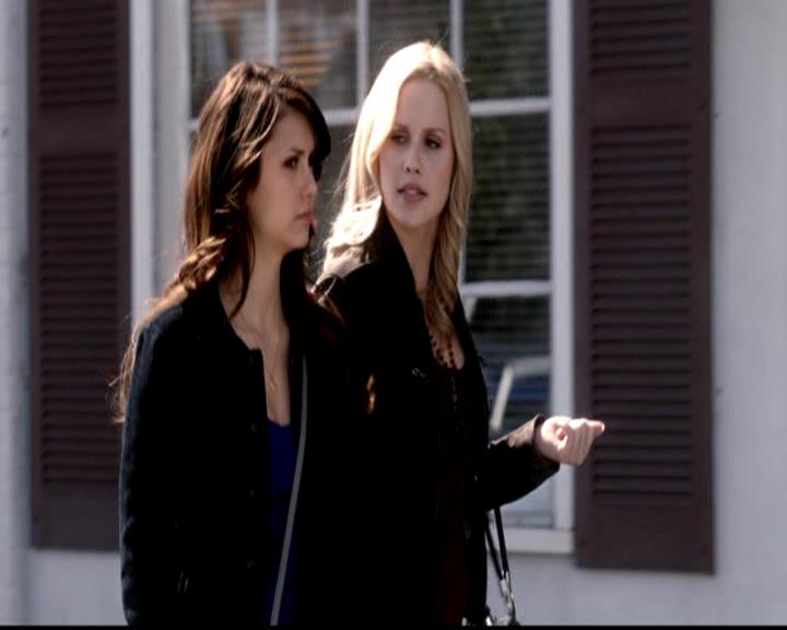 VampireDiariesWorld-dot-org_4x19PicturesOfYou0300.jpg