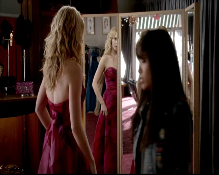 VampireDiariesWorld-dot-org_4x19PicturesOfYou0321.jpg