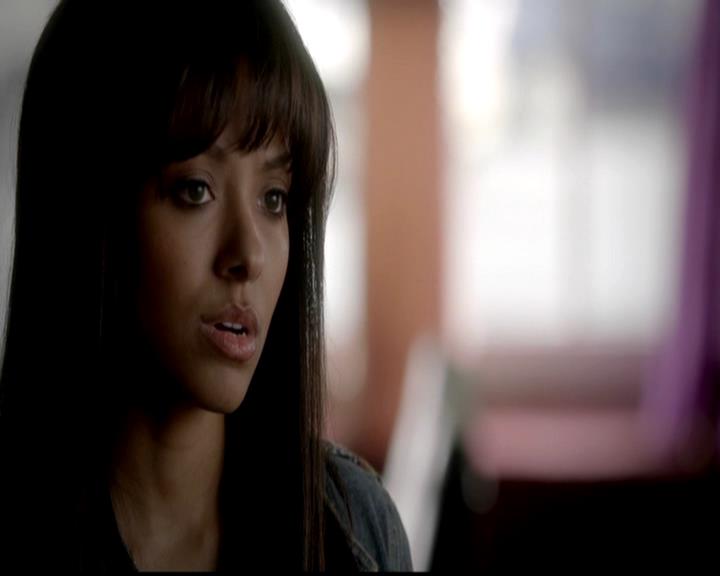 VampireDiariesWorld-dot-org_4x19PicturesOfYou0331.jpg