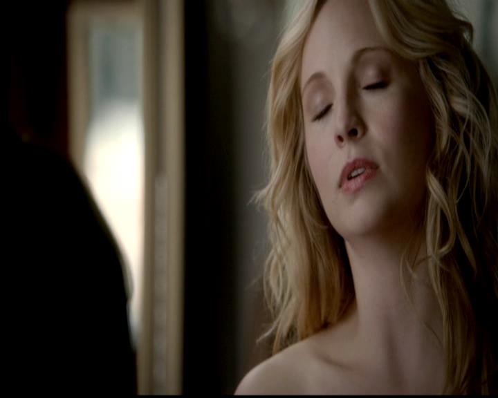 VampireDiariesWorld-dot-org_4x19PicturesOfYou0341.jpg