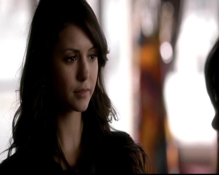 VampireDiariesWorld-dot-org_4x19PicturesOfYou0383.jpg