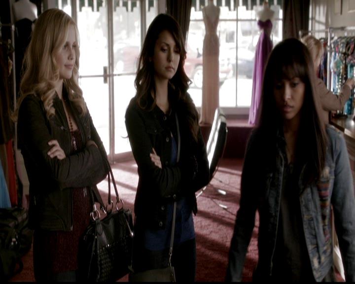 VampireDiariesWorld-dot-org_4x19PicturesOfYou0388.jpg