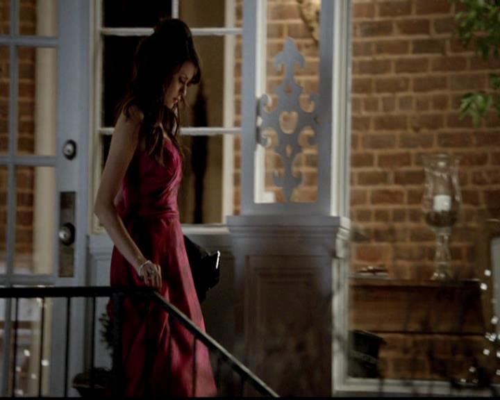 VampireDiariesWorld-dot-org_4x19PicturesOfYou0396.jpg